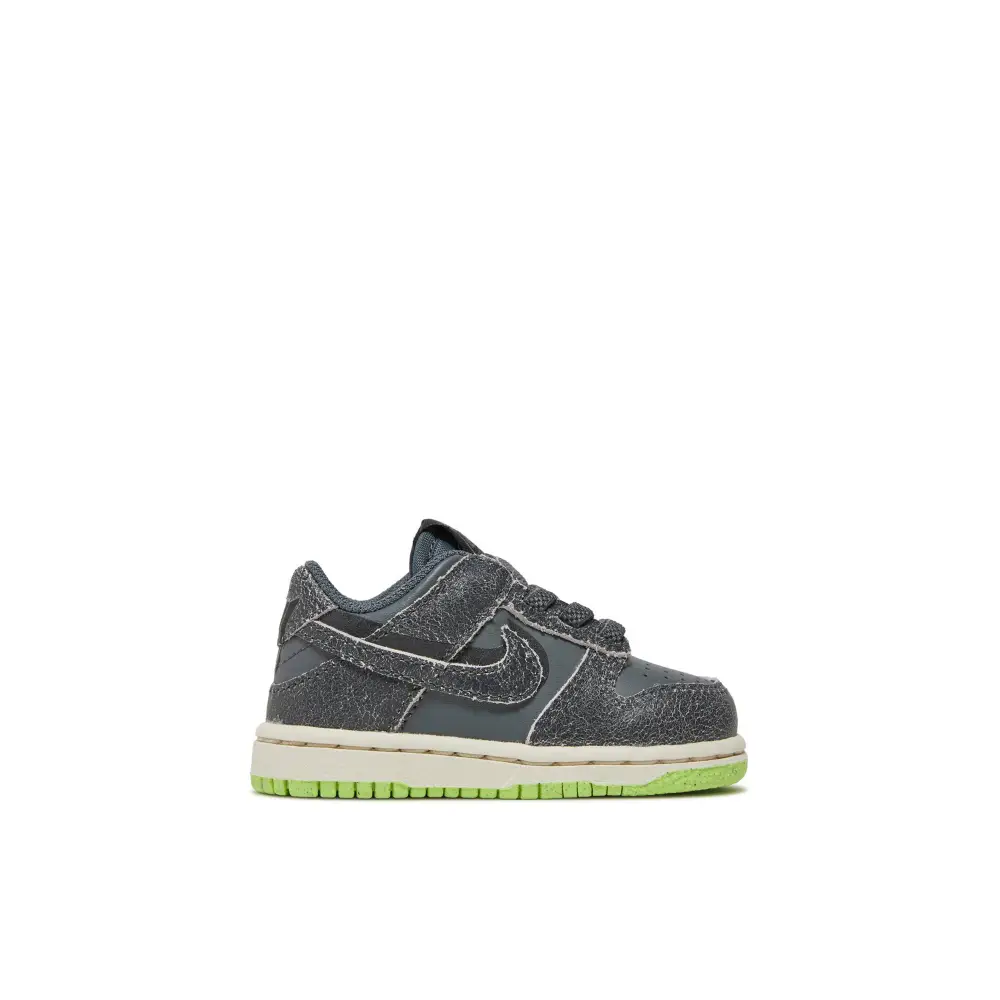 Nike Dunk Low SE Halloween TD