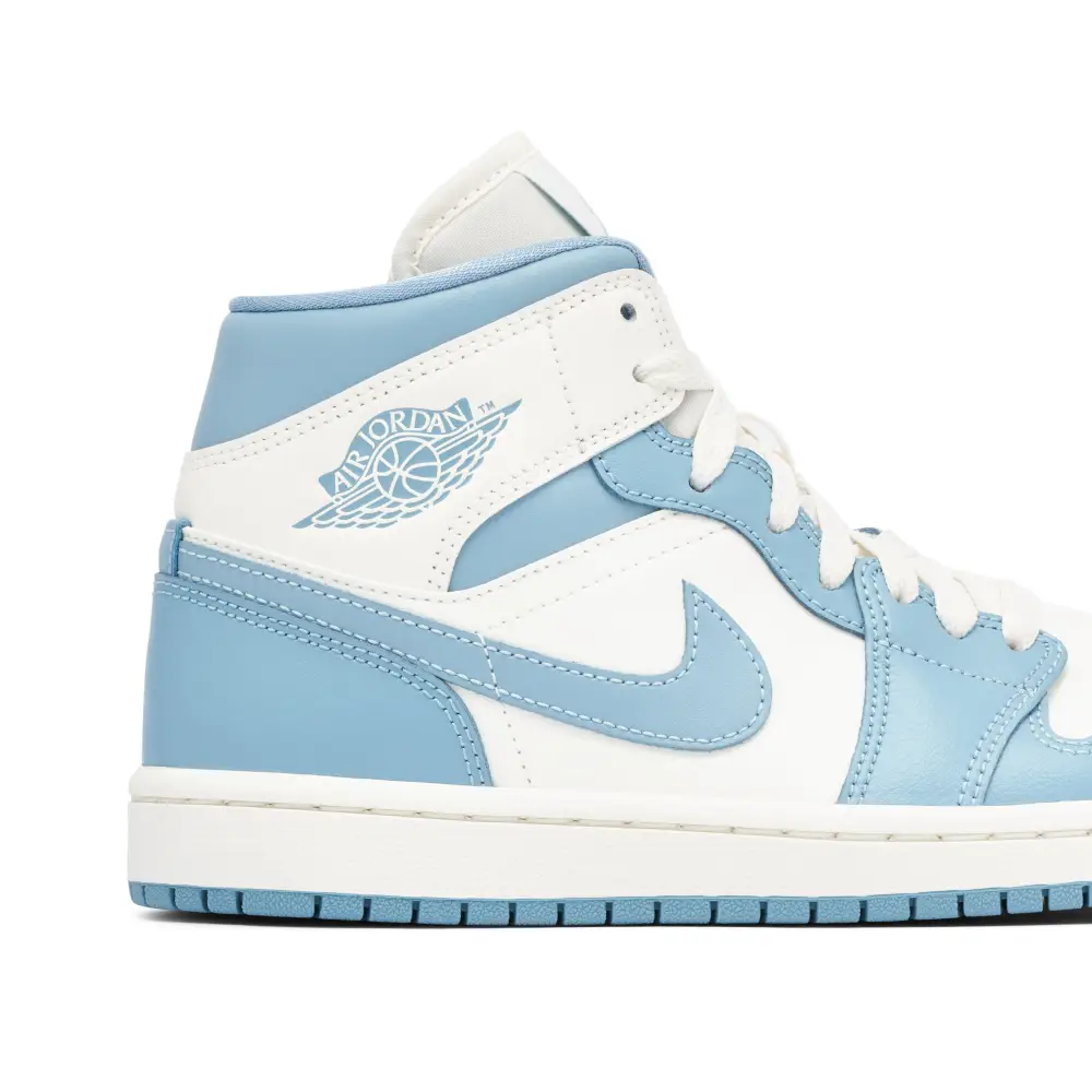 Air Jordan 1 Mid UNC 2022 Womens 