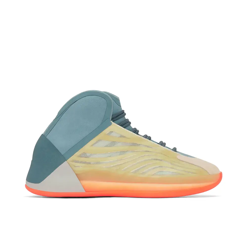 Yeezy Quantum HiRes Coral 4711626