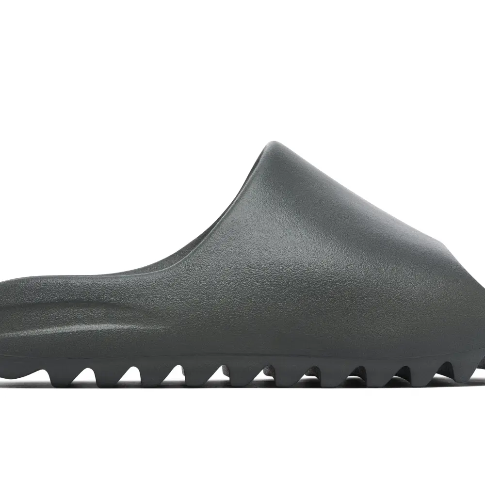 Yeezy Slides Dark Onyx 