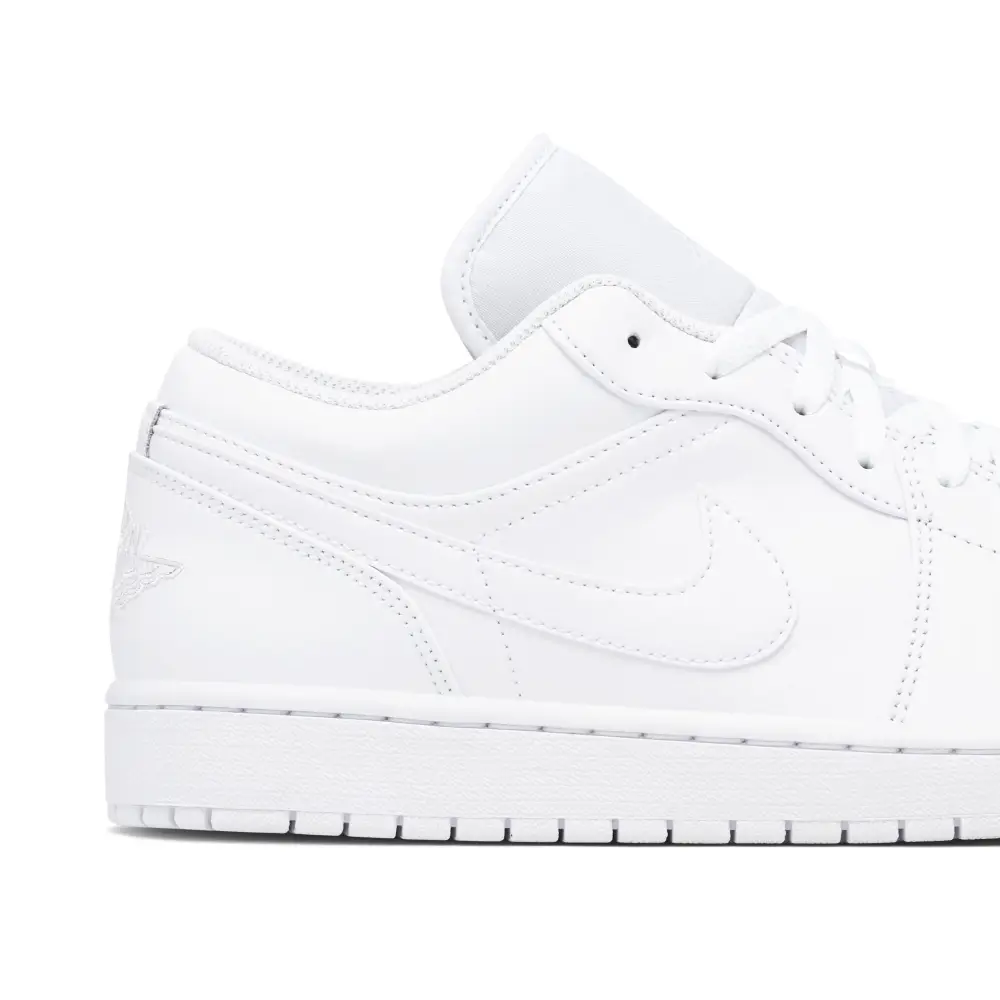 Air Jordan 1 Low Triple White (2022) 