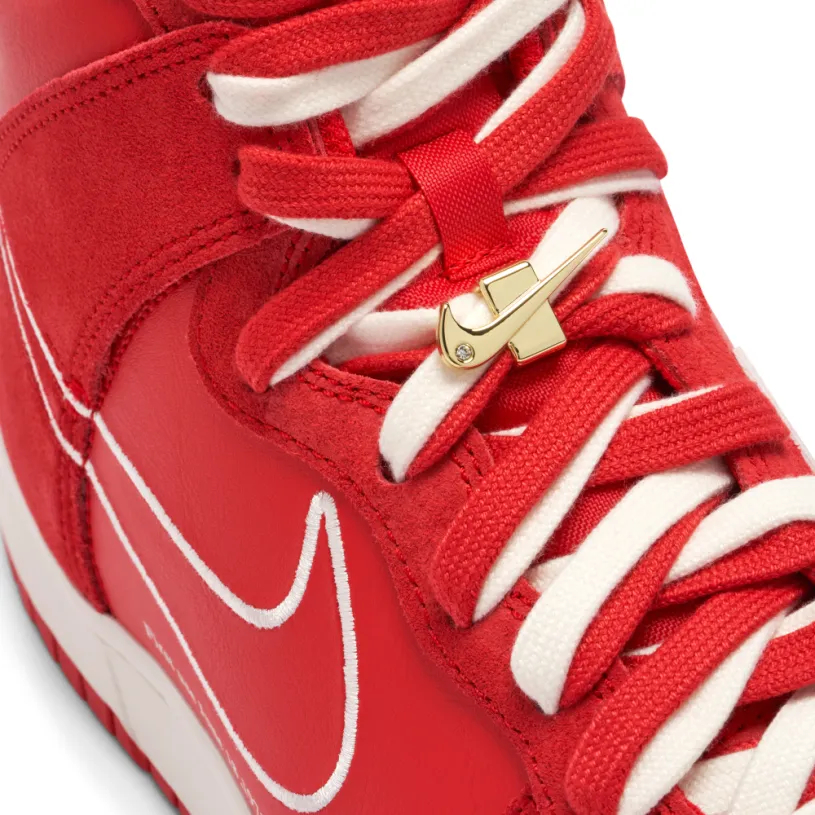 Nike Dunk High SE First Use Pack University Red 