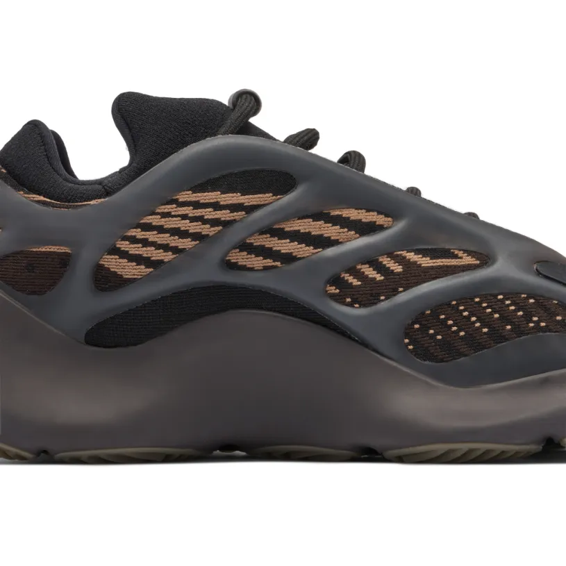 Yeezy 700 V3 Clay Brown 