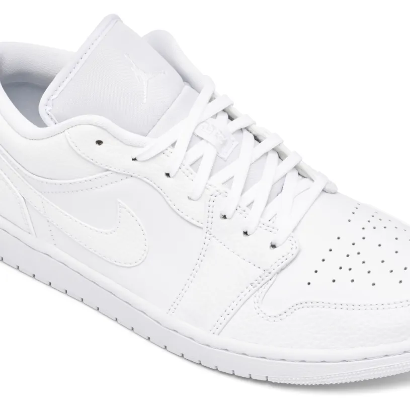 Air Jordan 1 Low Triple White Tumbled Leather 