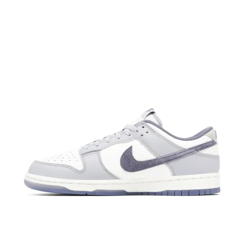 Nike Dunk Low Light Carbon