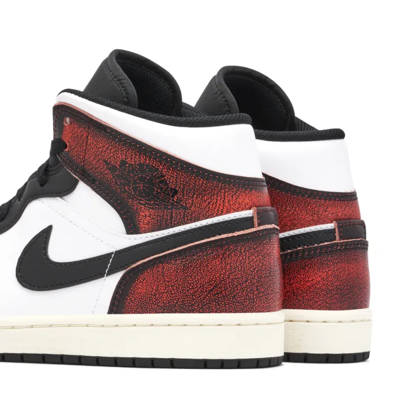 Air Jordan 1 Mid Wear-Away Chicago 