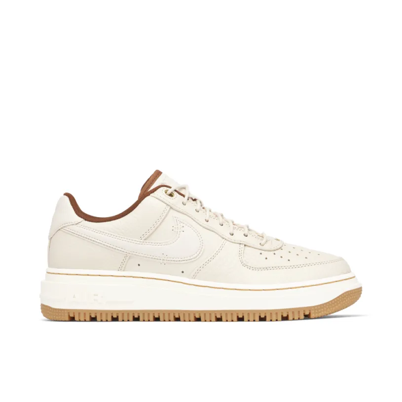 Nike Air Force 1 Low Luxe Pecan