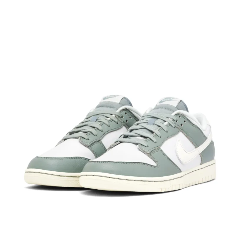 Nike Dunk Low Mica Green 