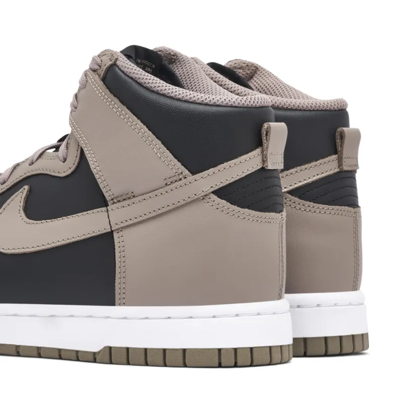 Nike Dunk High Moon Fossil Womens 