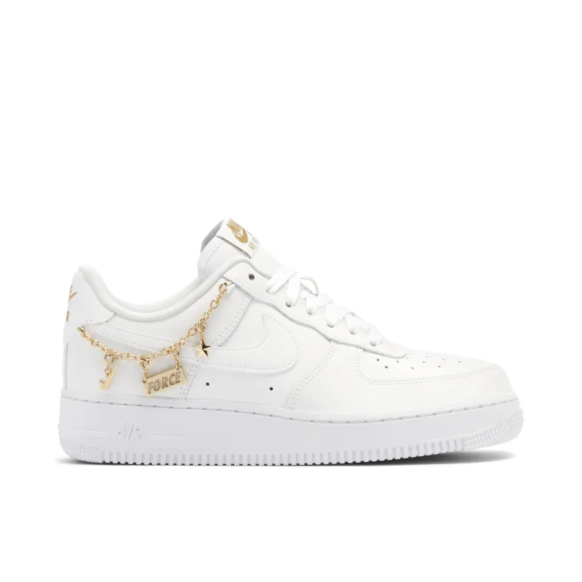 Nike Air Force 1 07 LX Lucky Charm Womens