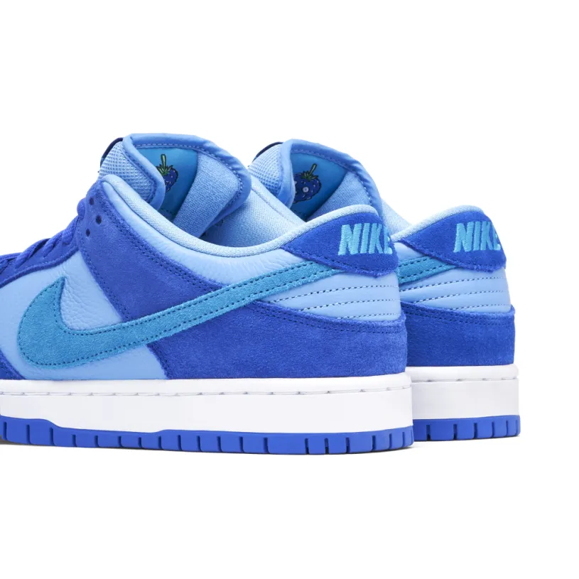 Nike SB Dunk Low Blue Raspberry 