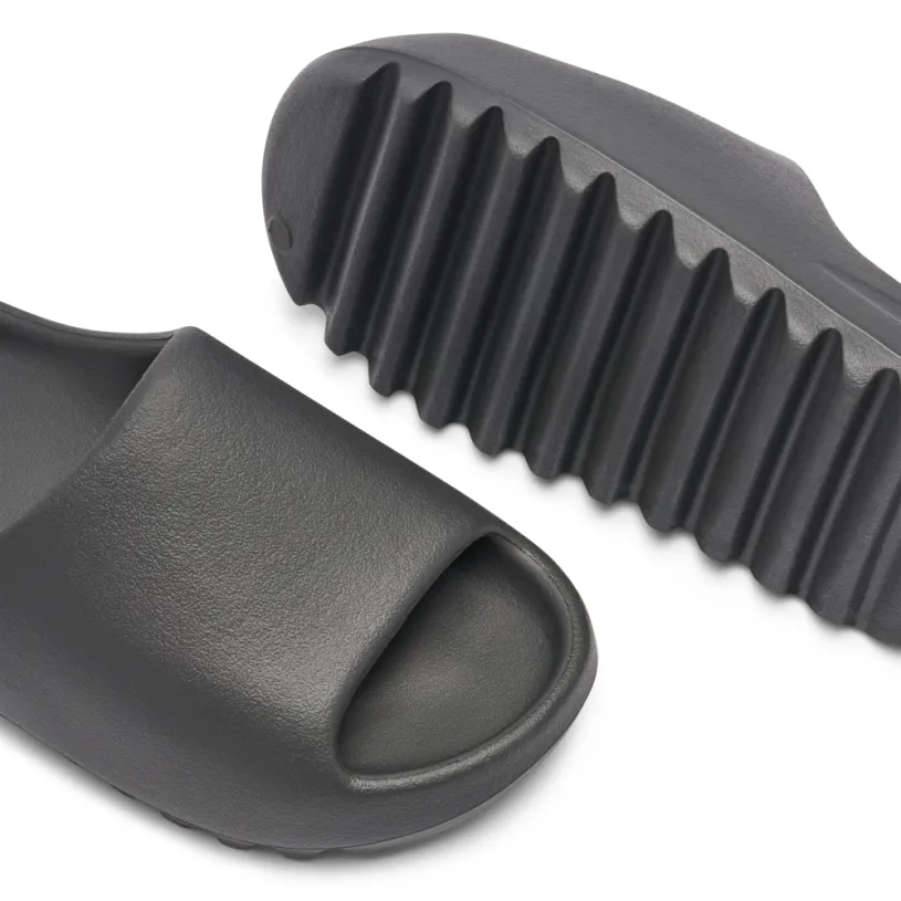Yeezy Slide Onyx 