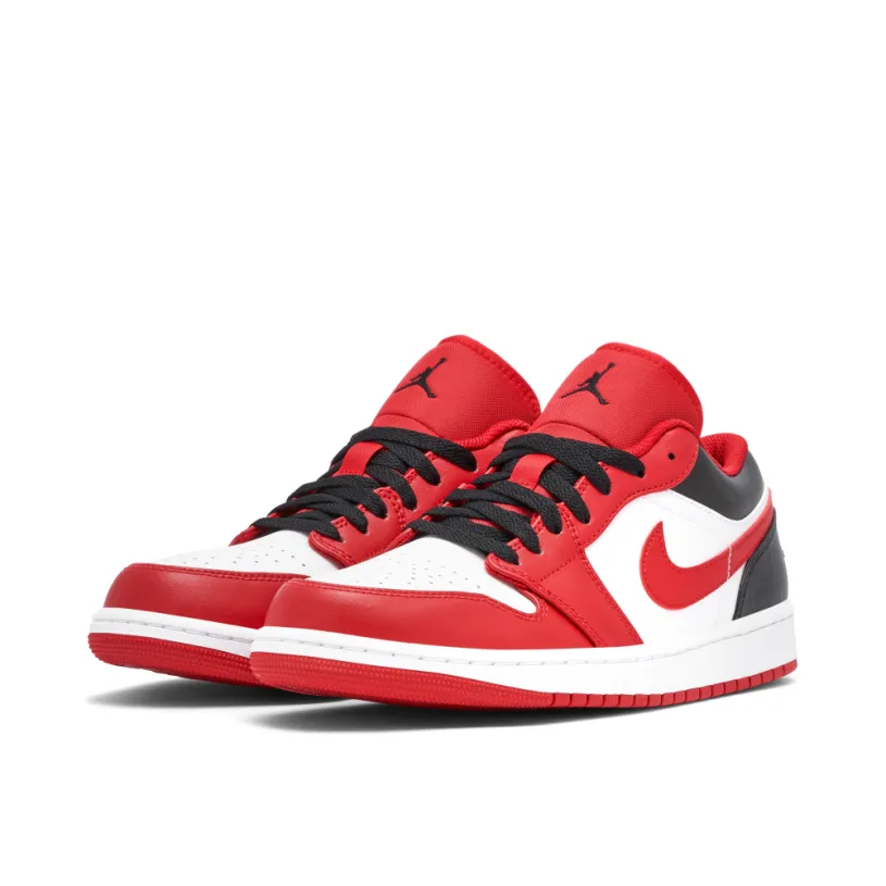 Air Jordan 1 Low Bulls 
