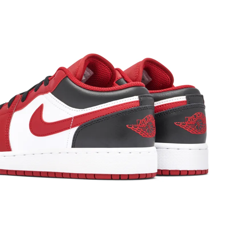 Air Jordan 1 Low Bulls GS 