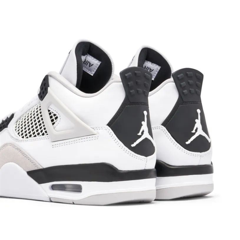 Air Jordan 4 Military Black 