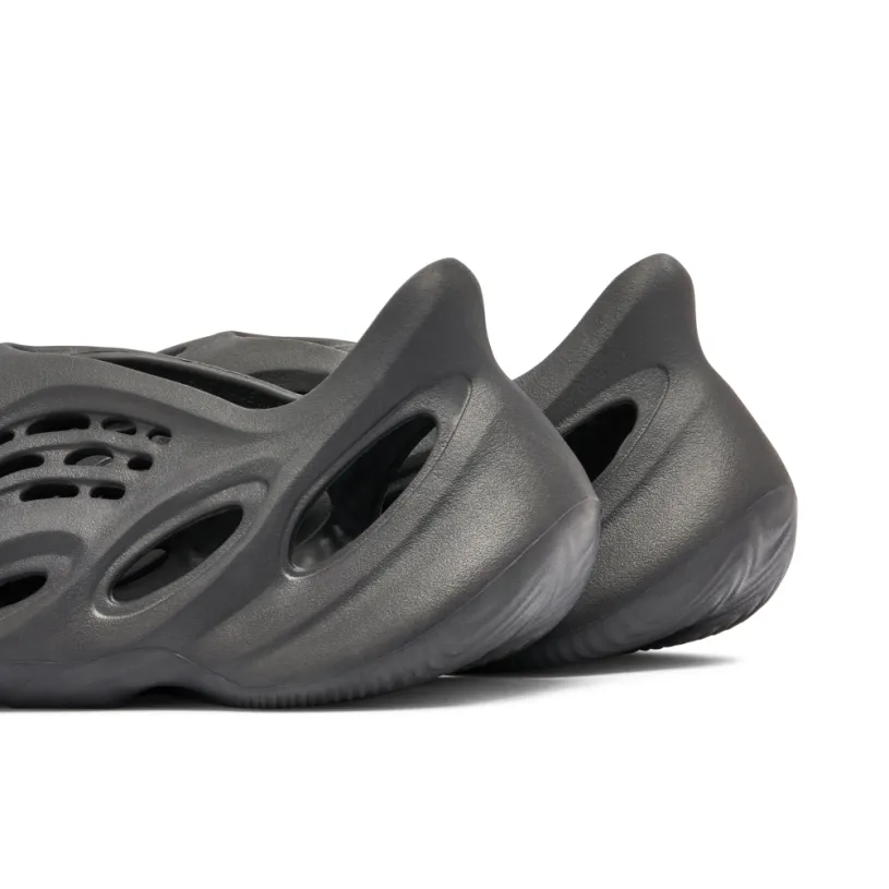 Yeezy Foam Runner Onyx 