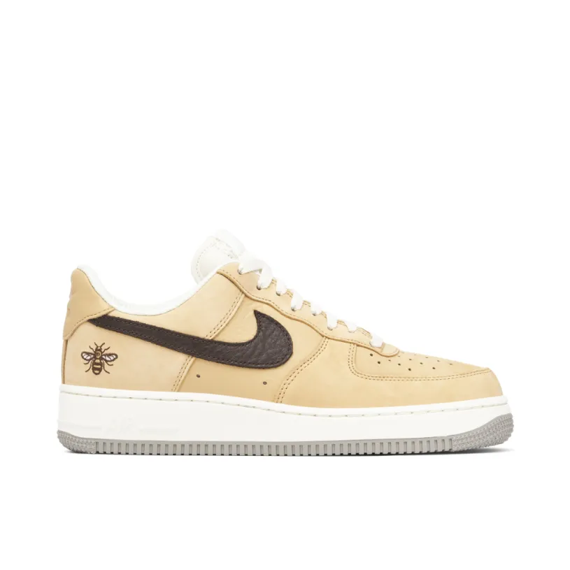 Nike Air Force 1 Manchester Bee