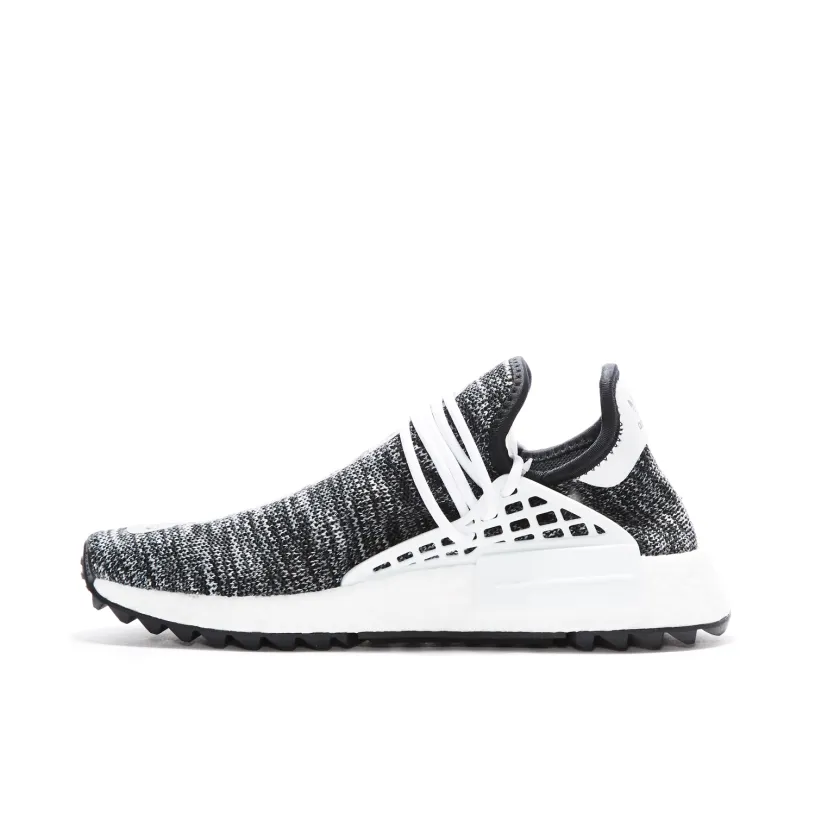 Pharrell x NMD TR Oreo