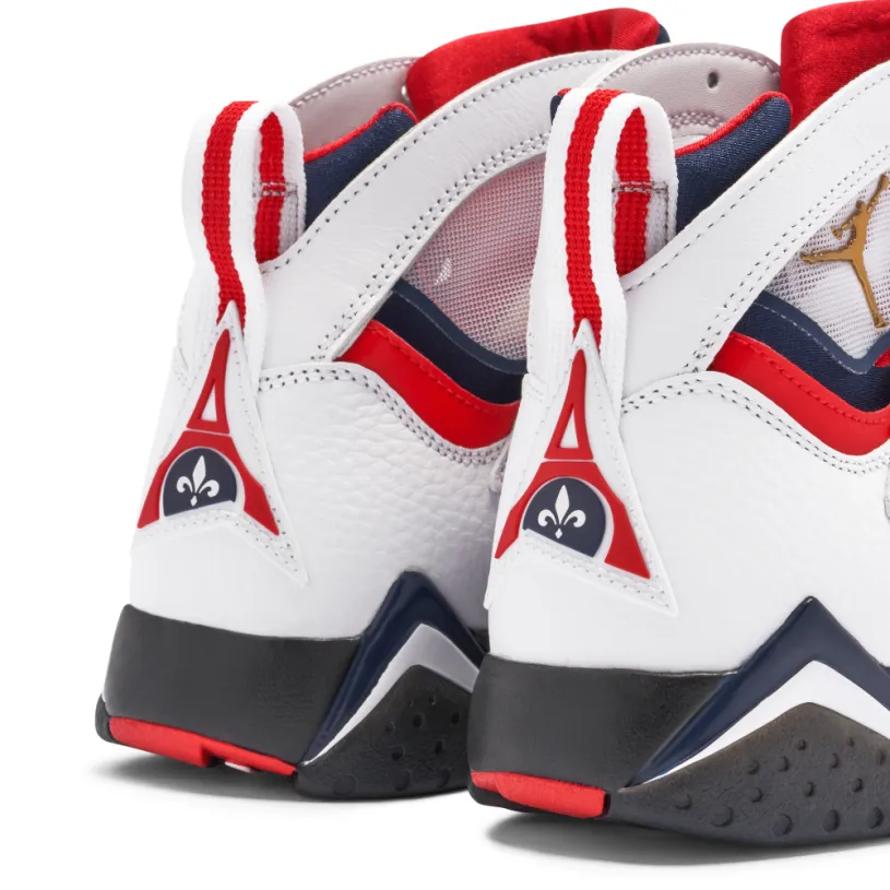 Paris Saint-Germain x Air Jordan 7 Retro 