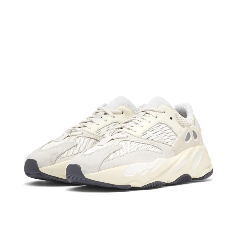 Yeezy 700 Analog Boost 