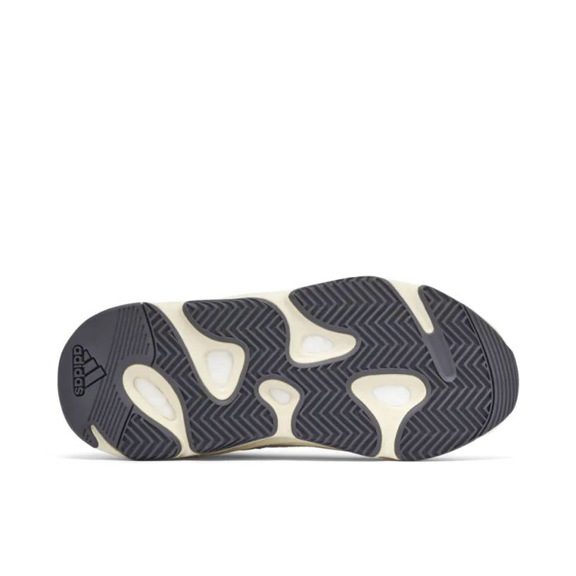 Yeezy 700 Analog Boost 