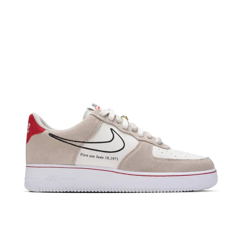 Nike Air Force 1 07 First Use Light Sail Red