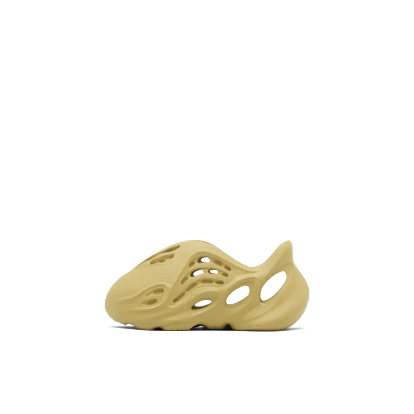 Yeezy Foam Runner Sulfur Infants