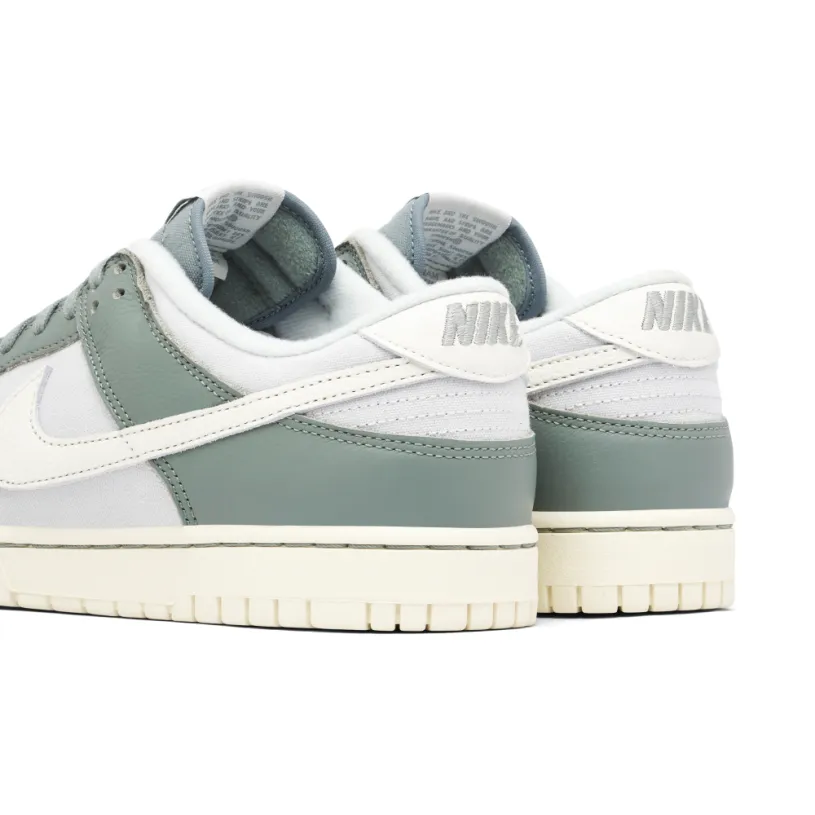 Nike Dunk Low Mica Green 